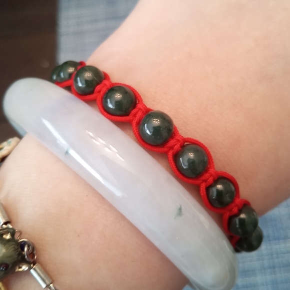 Burmese Jadeite Chinese Red String Bracelet - Picture 4 of 8